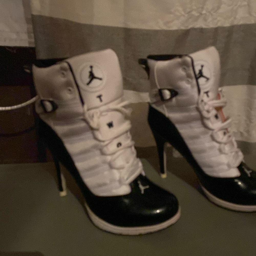 Women’s boots
